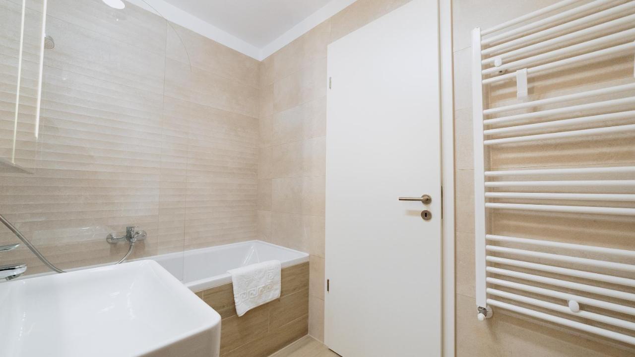 Sweet Memories Apart Coresi 1 Brasov Exterior photo
